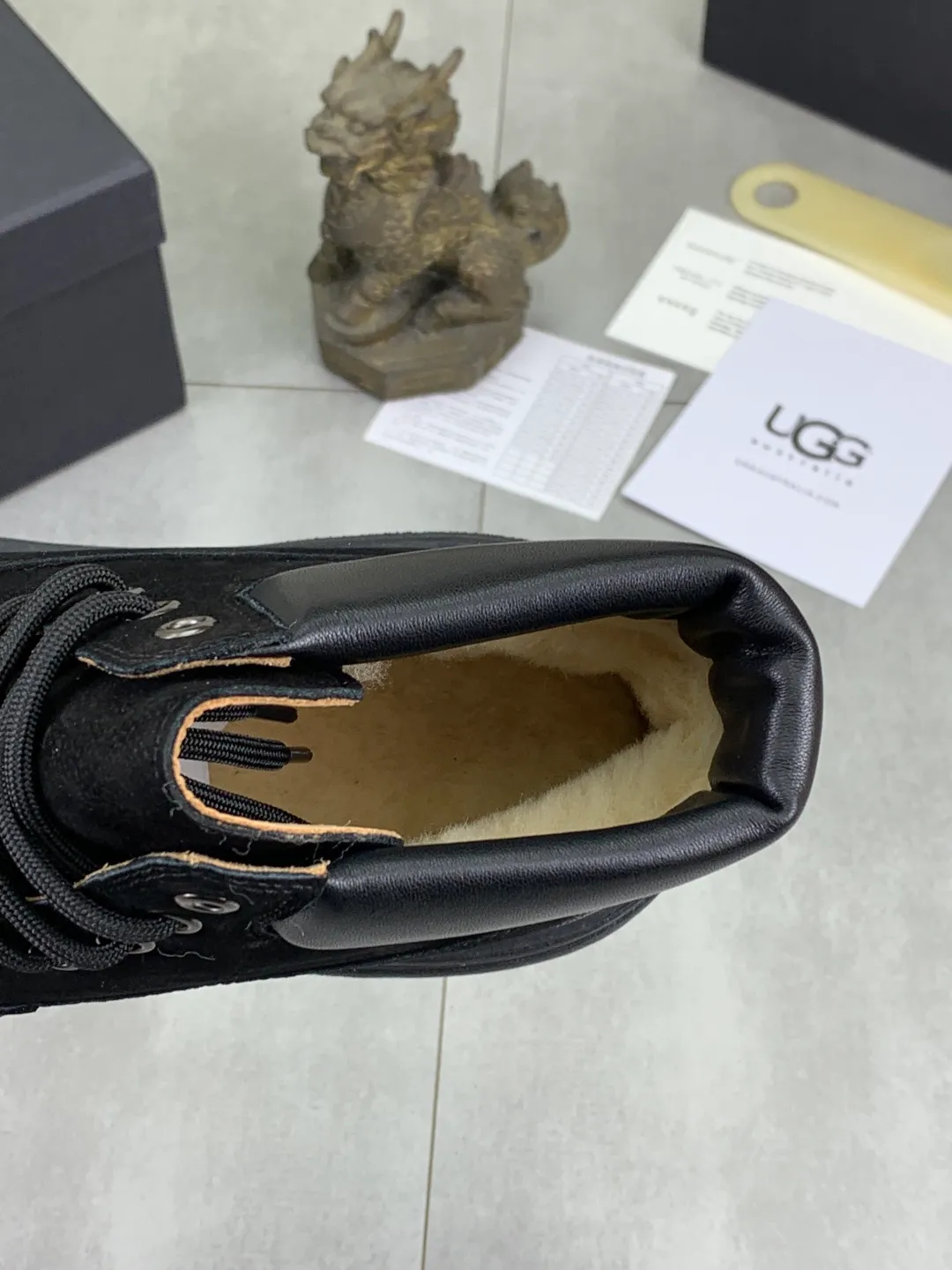 Men's men's shoes 💰P660 New arrival 🆕🆕🆕 IUGGI Men's British retro Martin boots Winter new men's outdoor hiking boots First layer of cowhide on the outside and wool on the inside Comfortable and warm Rubber sole sole Non-slip and firm Trendy and fashionable Casual and versatile Size: 38-44 (45 customized) Color: three colors